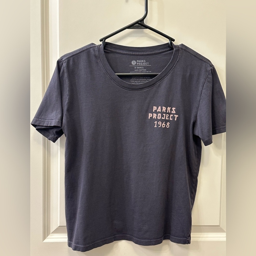 💫Parks Project Women’s 1968 All Parks Boxy Tee, Dark Gray, XS, Gently Worn - Picture 5 of 15